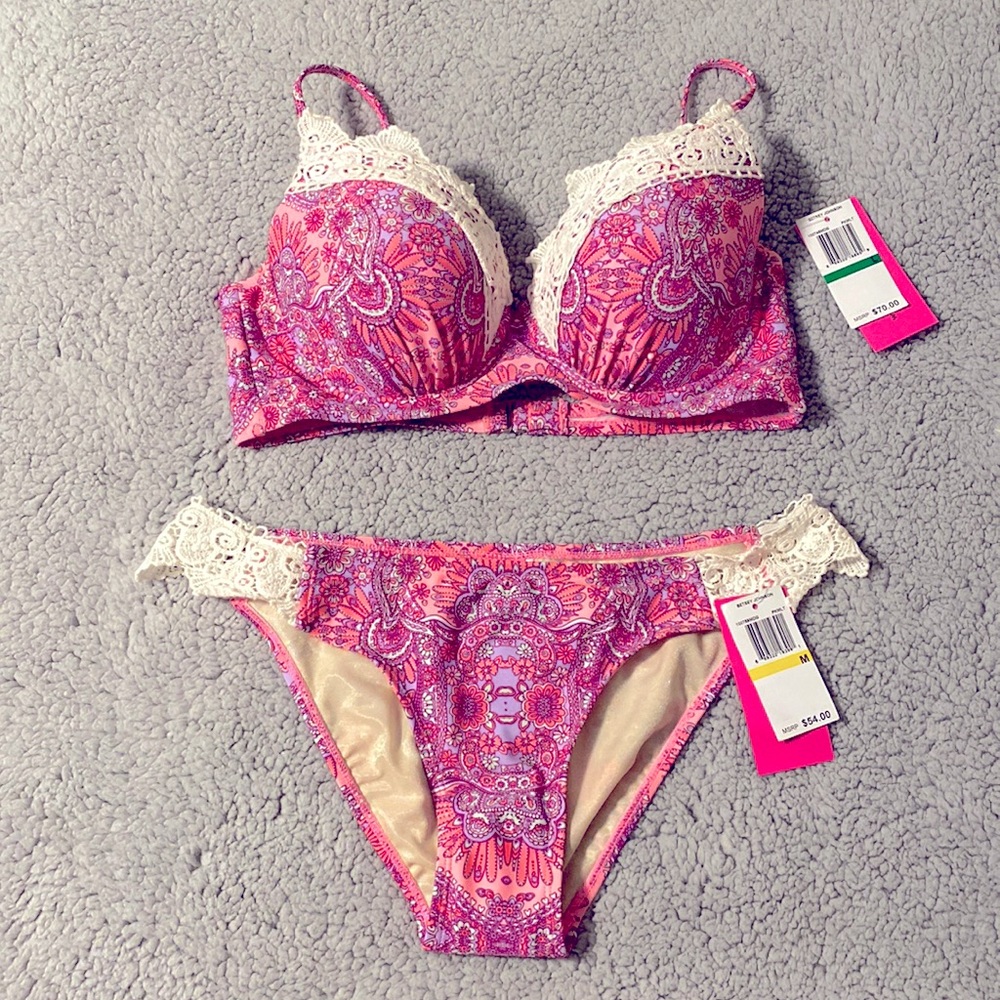 NWT Pink Betsey Johnson Bikini M/L
